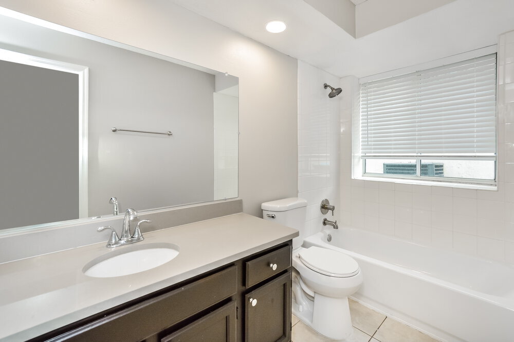 Building Photo - 320 MacGregor Rd