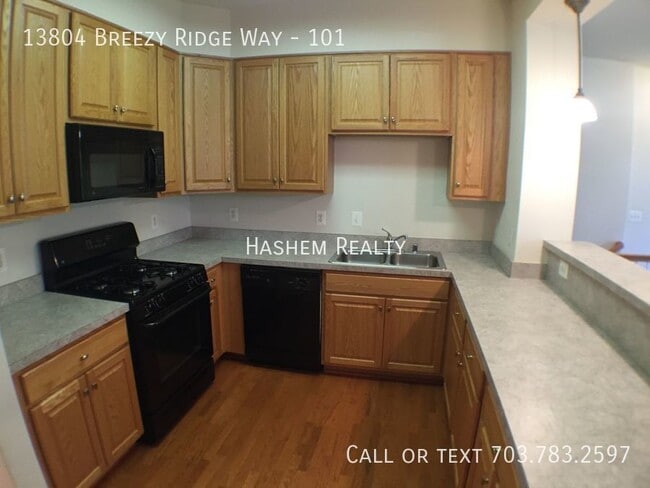 Building Photo - 13804 Breezy Ridge Way