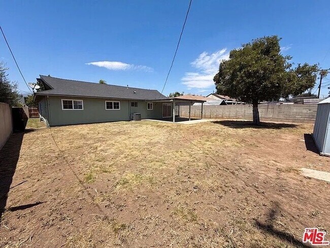 Building Photo - 21312 E Greenhaven St