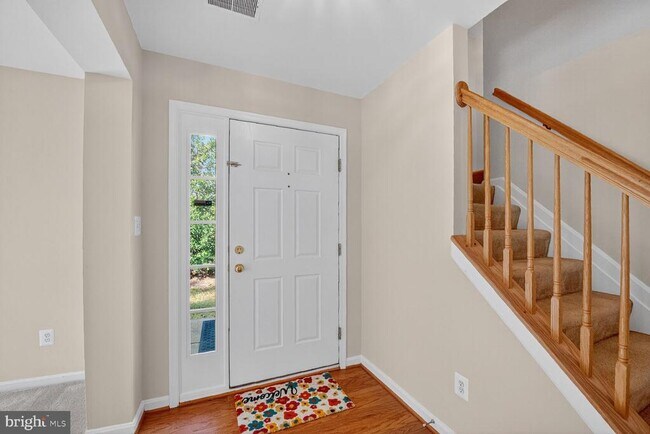 Building Photo - 1515 Shields Terrace NE