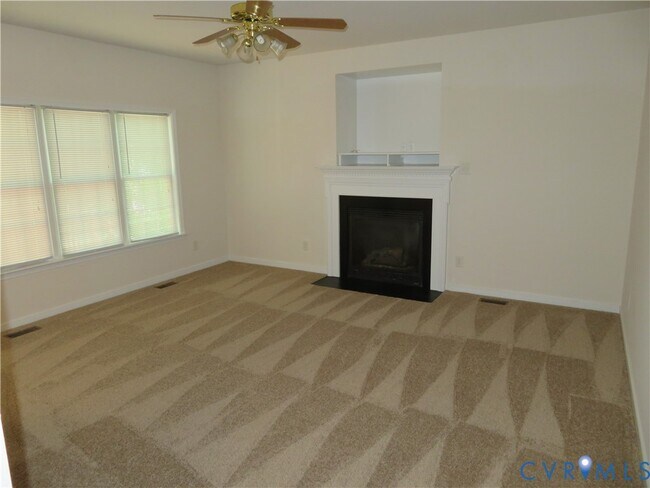 Building Photo - 2057 Pruett Ct