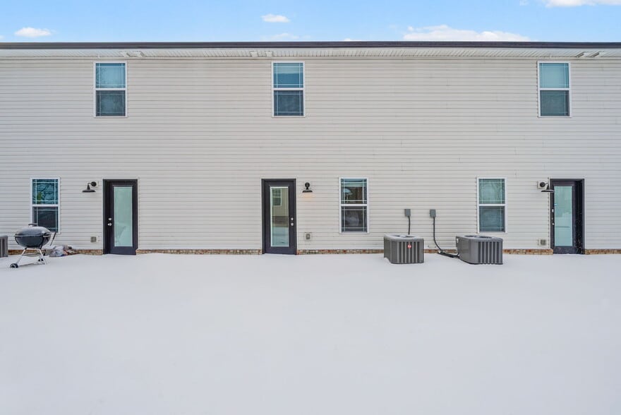 Building Photo - 405 Shelby St