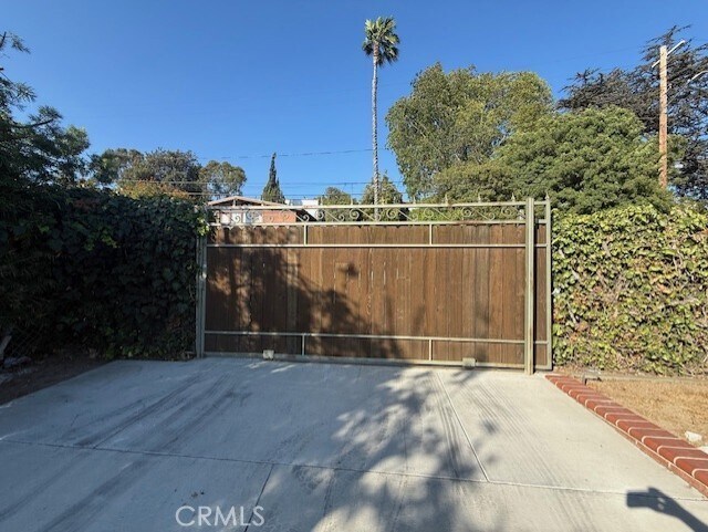 Building Photo - 2707 Locksley Pl