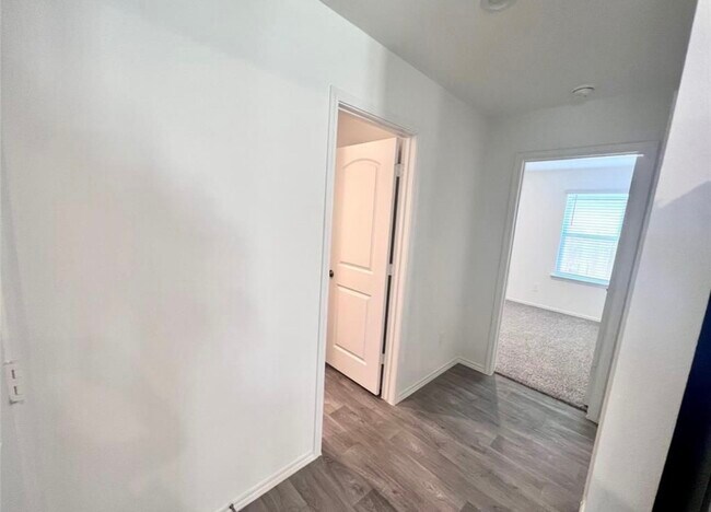 Building Photo - 14220 Fern Meadows Dr