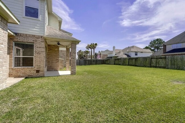 Building Photo - 16531 Ruby Meadow Dr