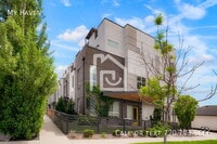 Building Photo - 3520 W Conejos Pl