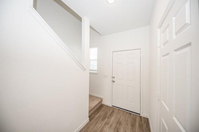 Building Photo - 6802 Hobby Wind Ridge Dr