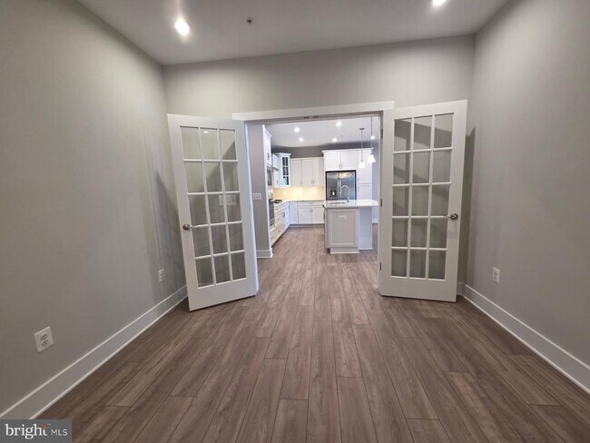 Building Photo - 170 Harrier Wy