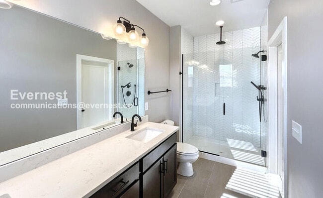 Building Photo - 208 Thompson Park Dr