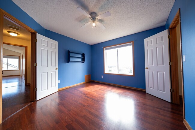 Building Photo - 10415 Ponds Way