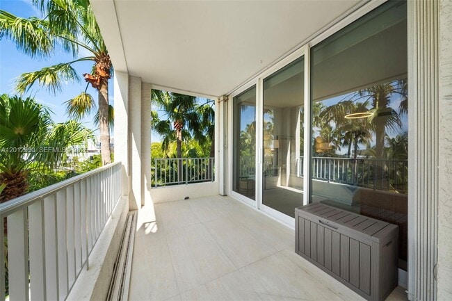 Building Photo - 701 Crandon Blvd