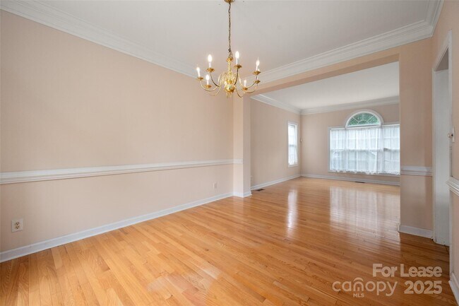 Building Photo - 11520 McGinns Trace Ct