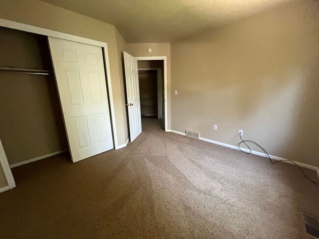 Building Photo - Wonderful Home in Central Ft. Collins