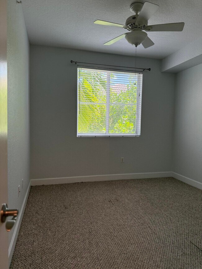 Building Photo - 3308 Renaissance Way