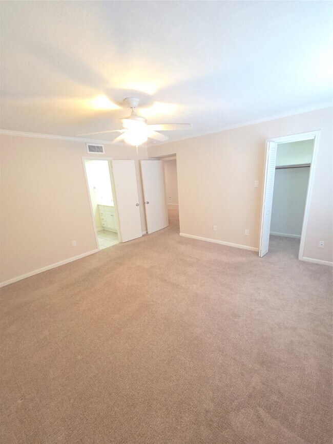Building Photo - 2350 Bering Dr