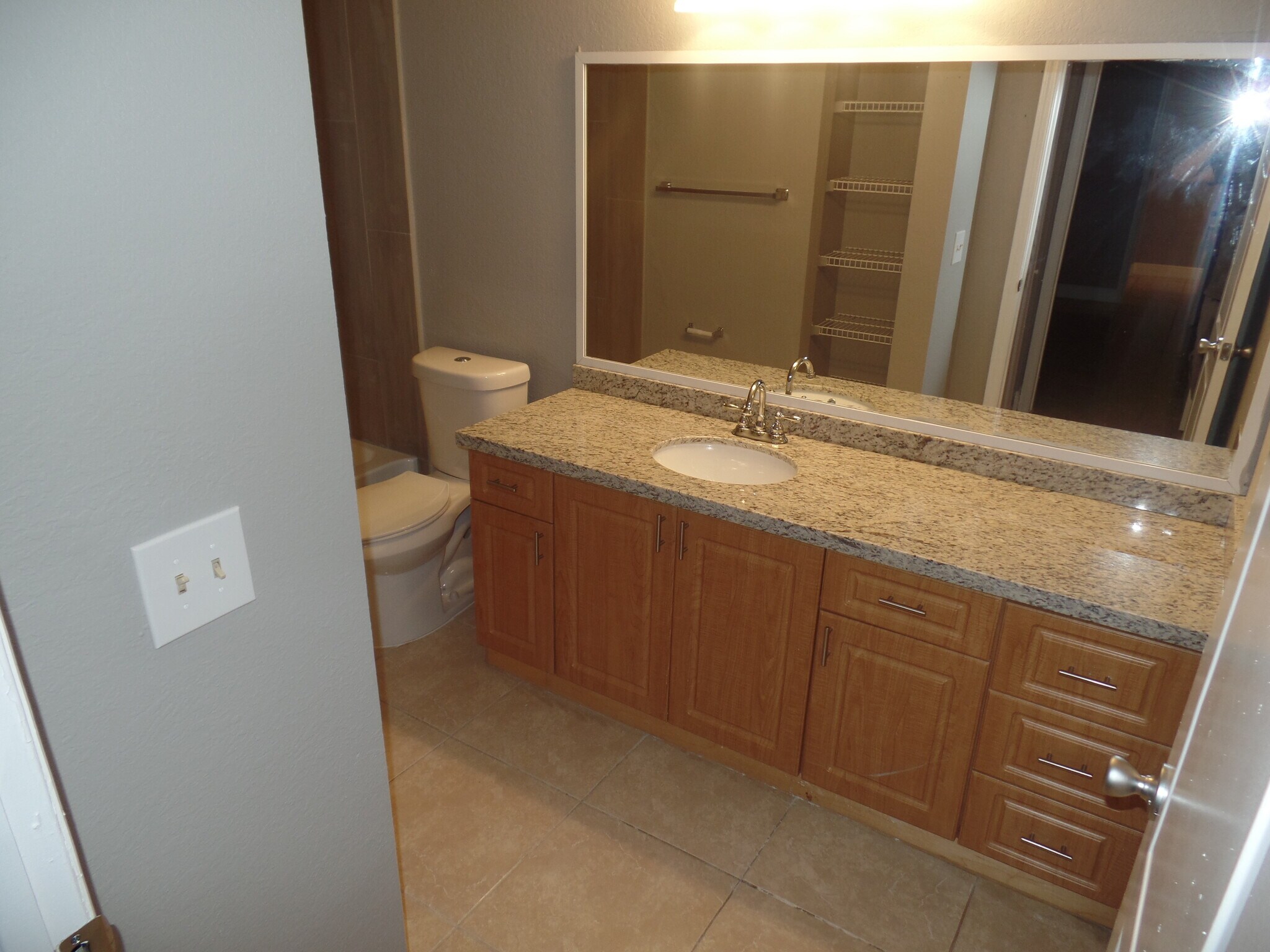 Building Photo - 3350 Pinewalk Dr N