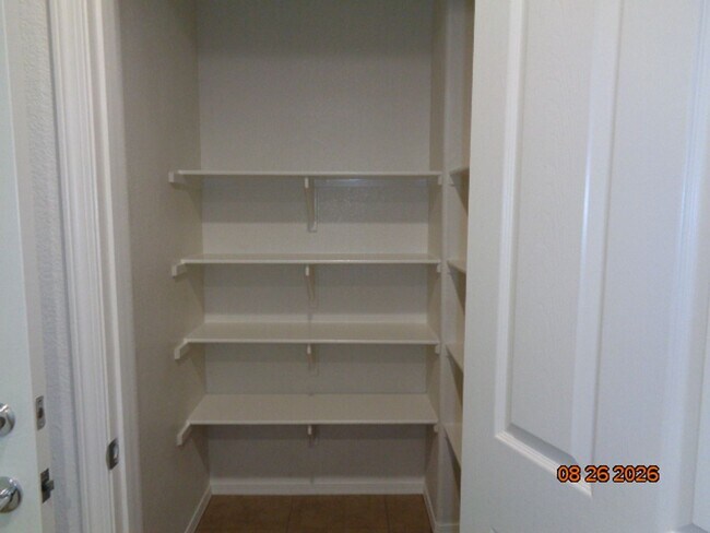 Building Photo - 6721 Princessa Dr