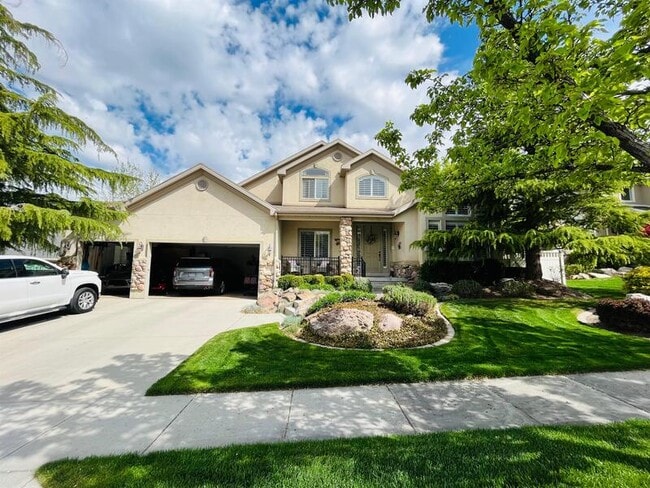 Building Photo - 2035 Quartzridge Dr