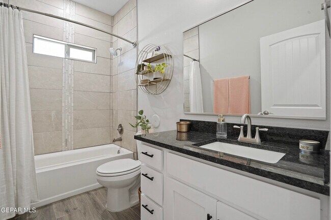 Building Photo - 2308 Enchanted Quail