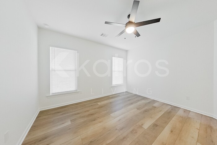 Building Photo - 105 Hendrix Rd