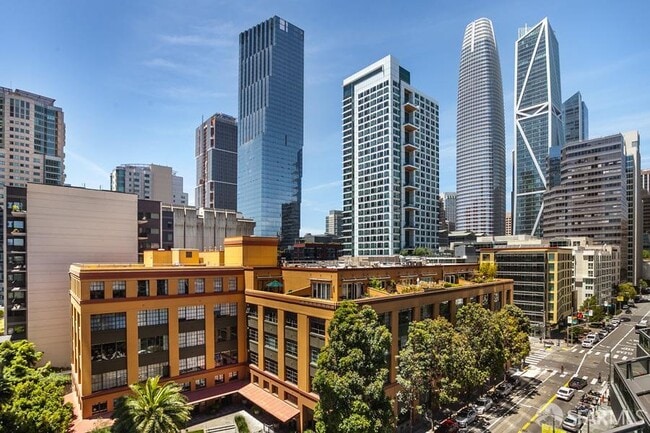 Building Photo - 333 Beale St