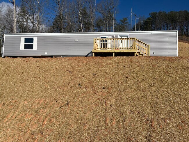 Building Photo - 211 Brookstone Vista Ln