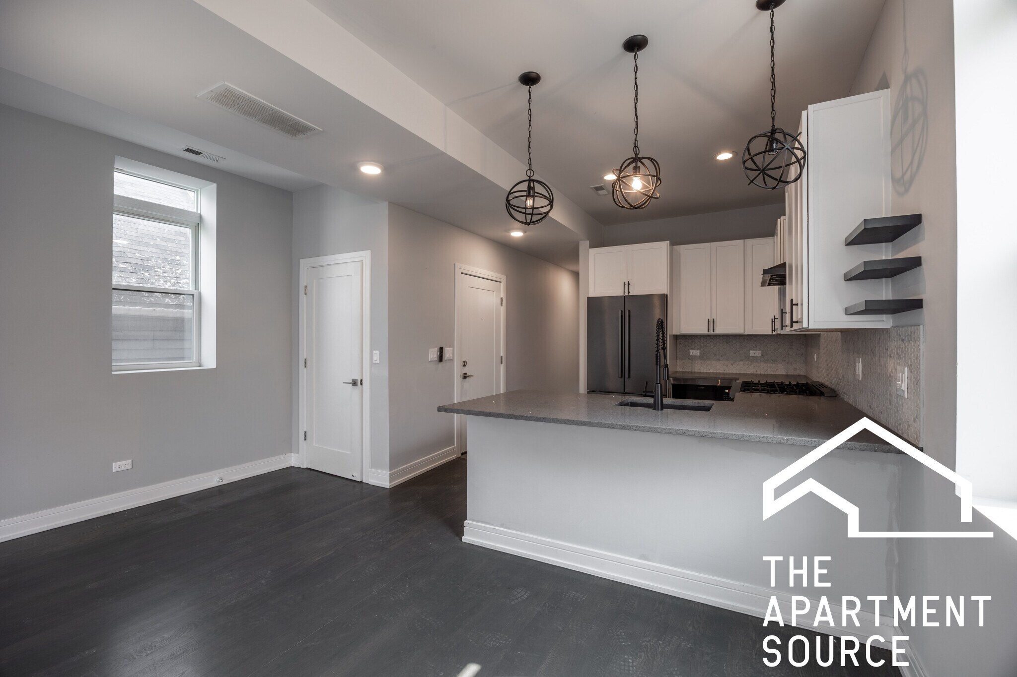 Building Photo - 3255 N Elston Ave