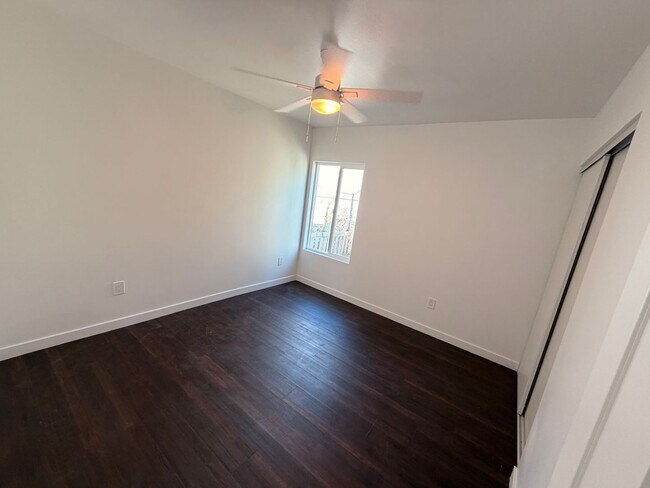 Building Photo - Fully Renovated 2BD/1BA Apartment in San Diego – Parking Included – $2,500/mo