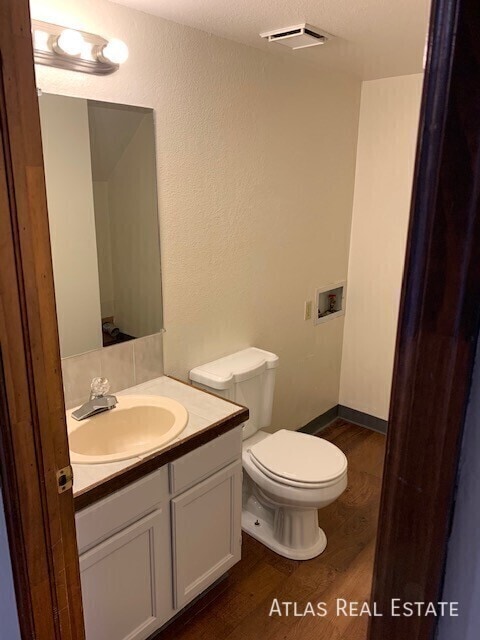 Building Photo - 2361 Split Rock Dr