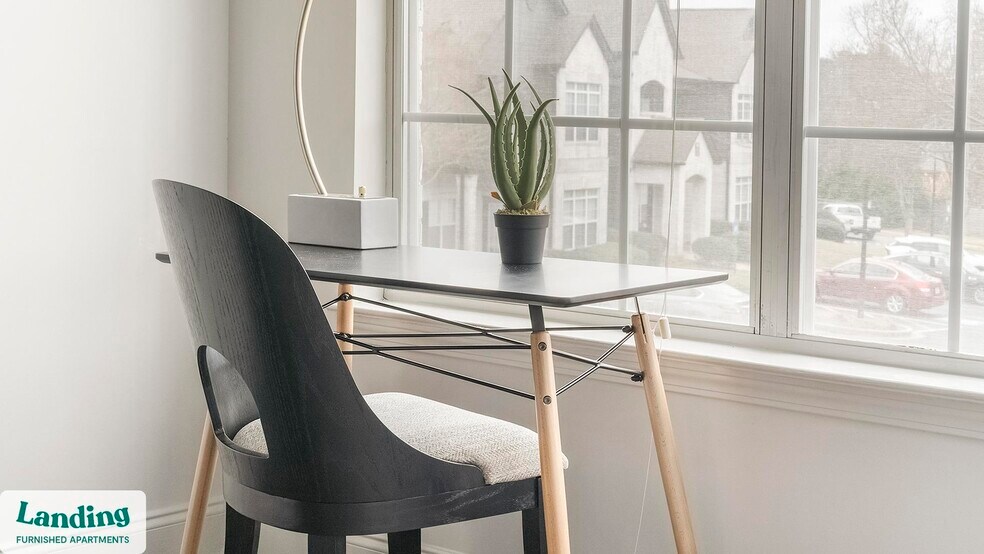 Building Photo - 100 Crossing Blvd