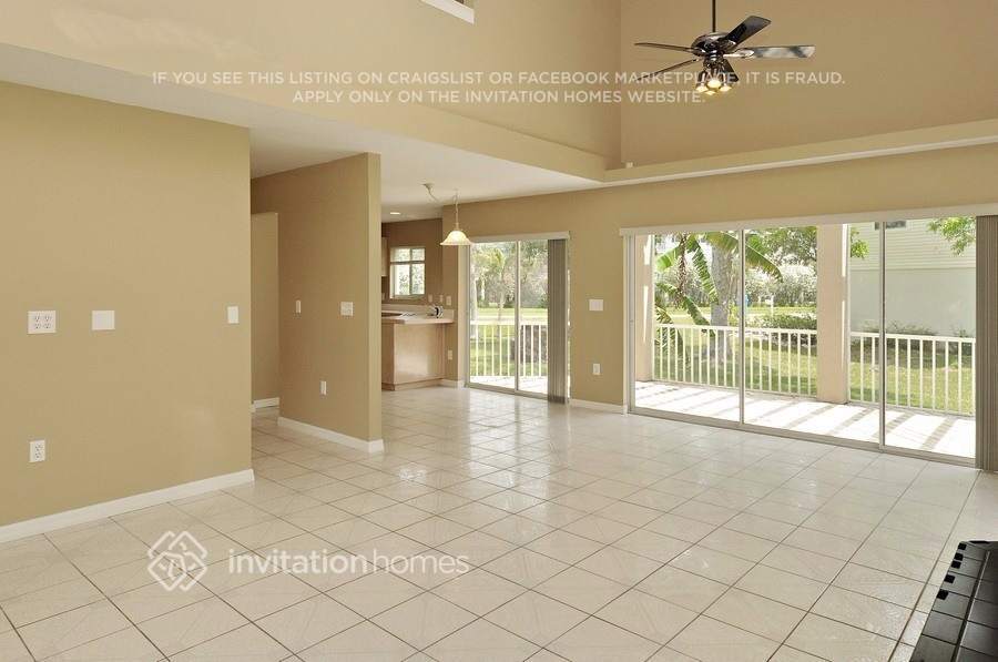 Building Photo - 908 35th Ave Dr W