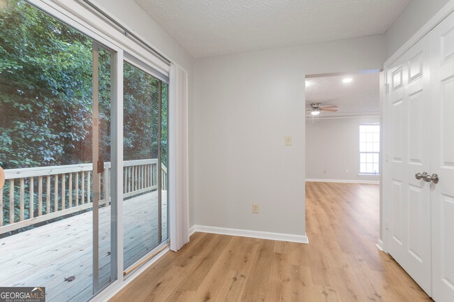 Building Photo - 1041 Plantation Way