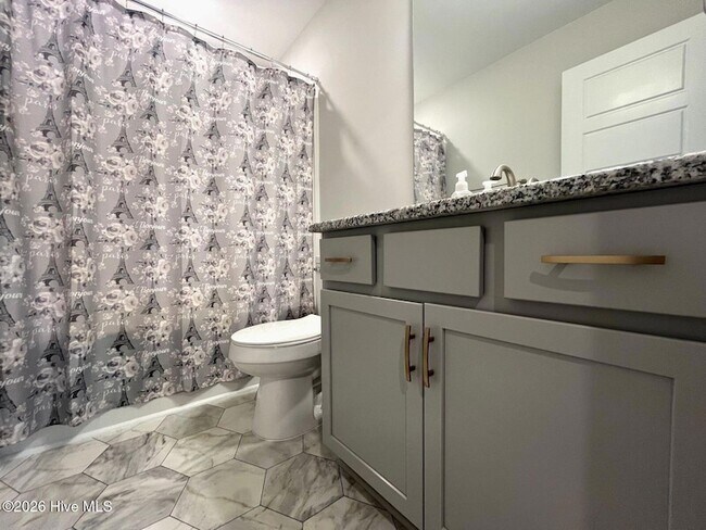 Building Photo - 280 Flying Bolt Dr