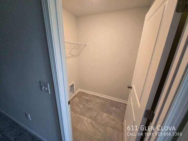 Building Photo - 611 Glen Clova Dr