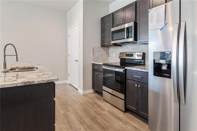 Building Photo - 365 County Rd 306