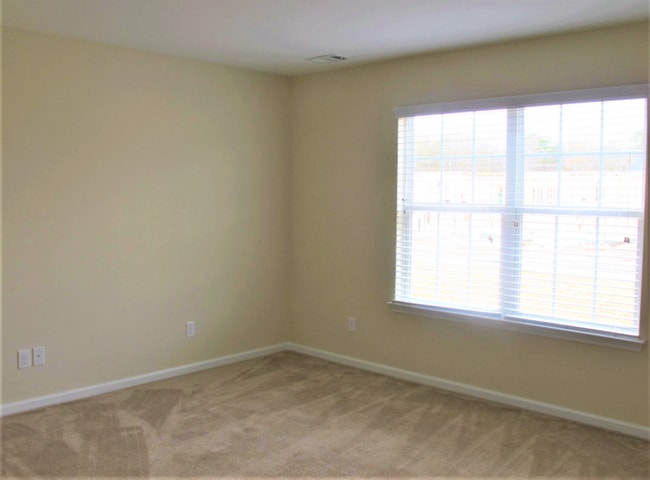 Building Photo - 21 Miller Park Cir