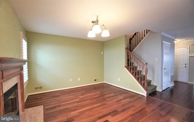 Building Photo - 2607 Virginia Ln