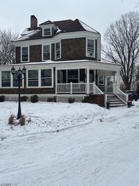 Building Photo - 510 Center St