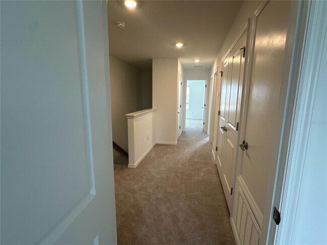 Building Photo - 2079 Hallier Cv