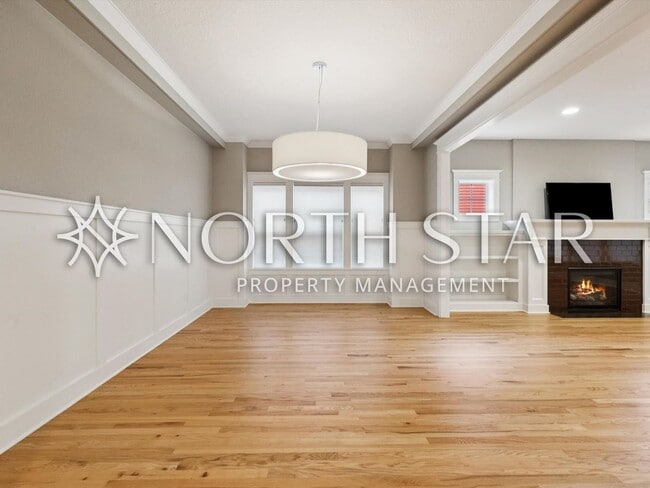 Building Photo - Exceptional Custom Home with Fully Appointed ADU in Prime John’s Landing Location