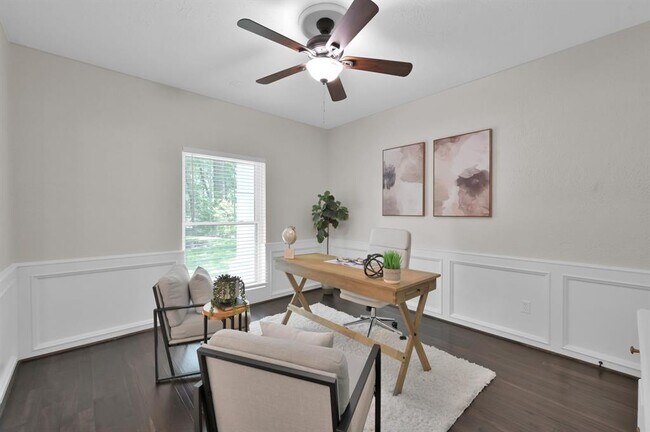 Building Photo - 2811 Crossvine Cir