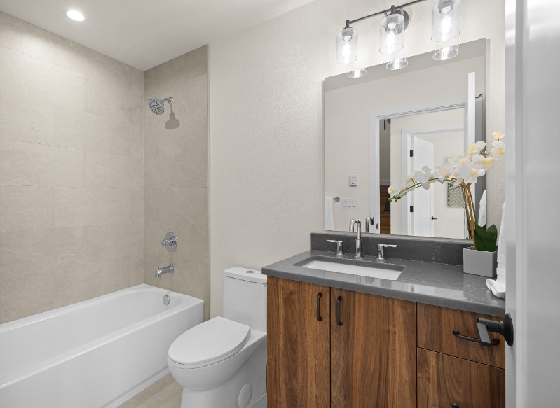 Building Photo - 2349 NE 127th St