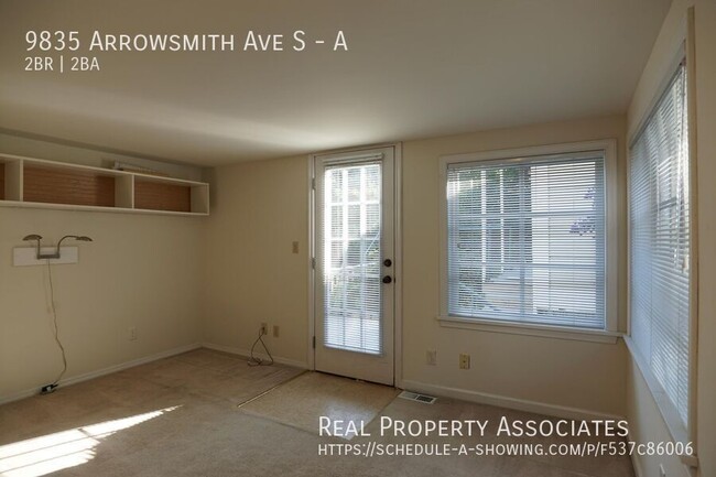 Building Photo - 9835 Arrowsmith Ave S