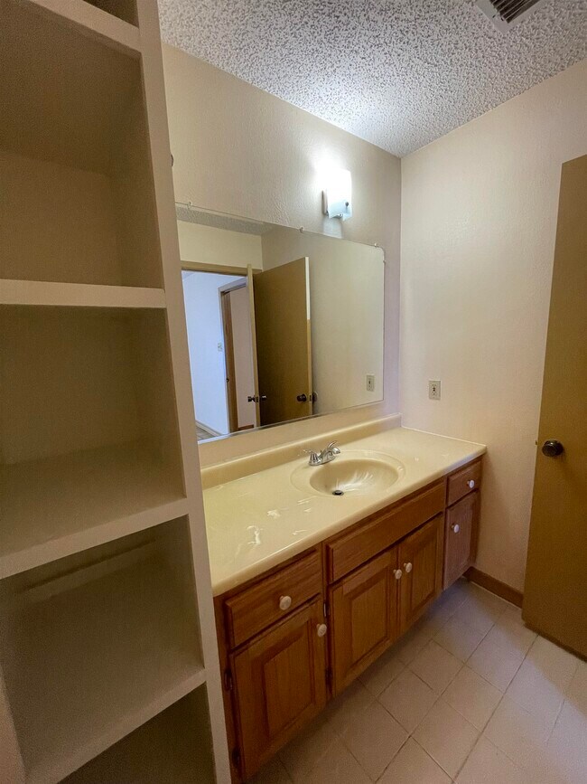 Building Photo - 7304 Wagner Ct