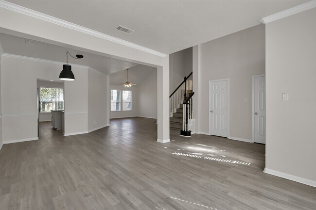 Building Photo - 22 Belcarra Pl