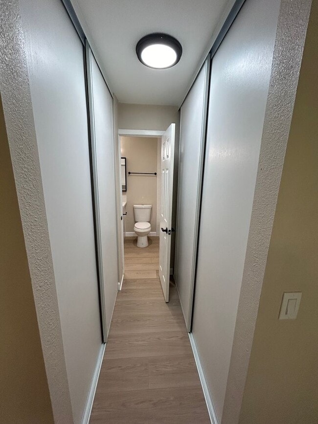 Building Photo - Beautiful Remodeled 2 bedroom 1 bath