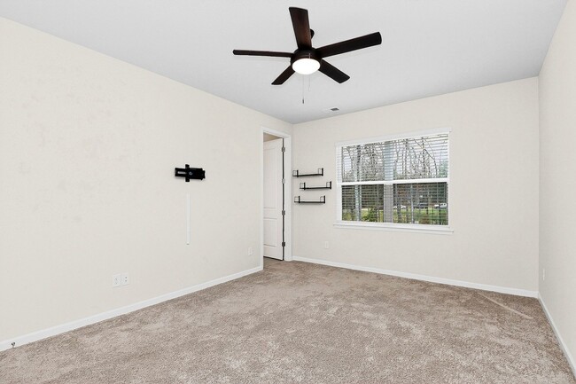 Building Photo - Brand NEW Townhome for RENT!