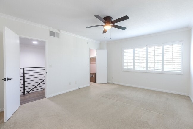 Building Photo - 21901 Lassen St