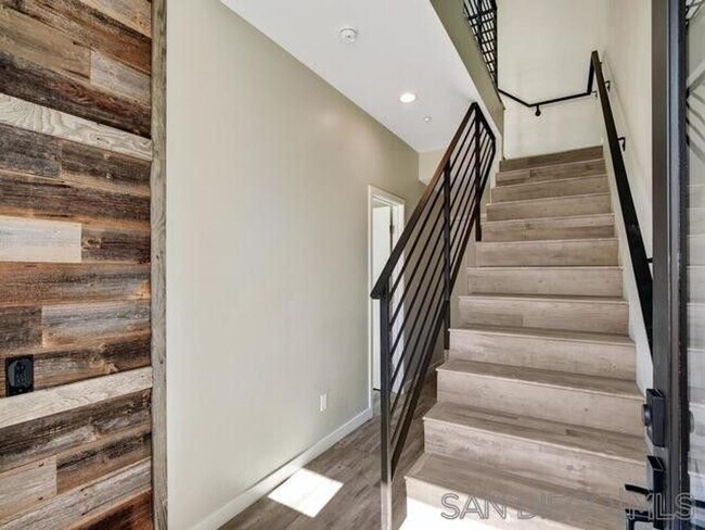 Building Photo - HAW - Herman Ave