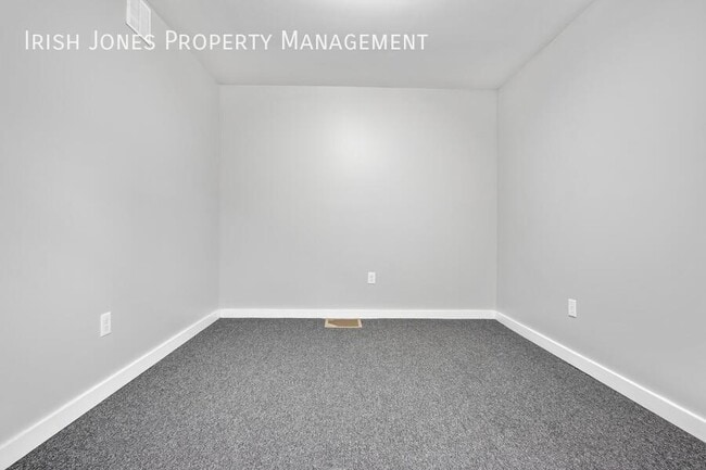 Building Photo - 10601 Alleghany Rd